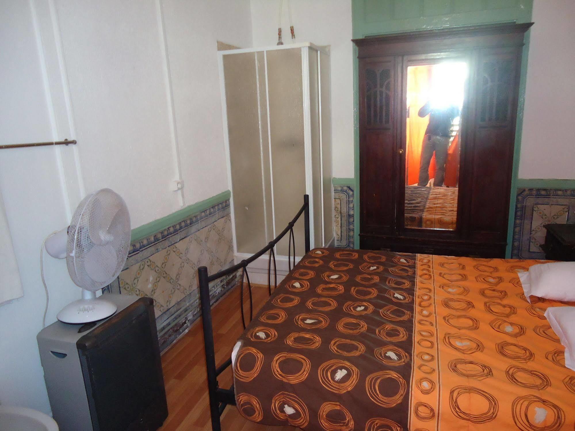 New Aljubarrota Guest House Lisboa Екстериор снимка