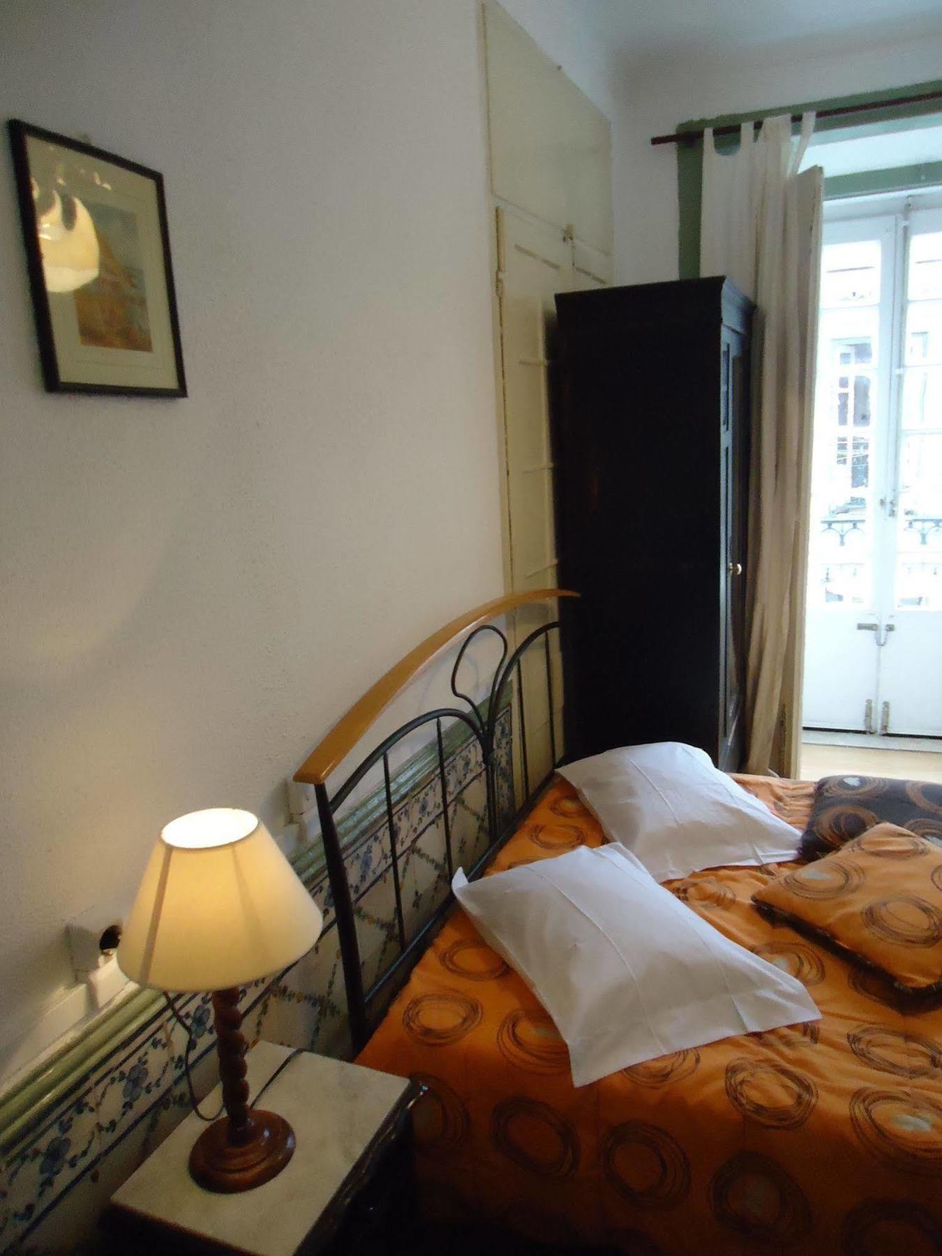New Aljubarrota Guest House Lisboa Екстериор снимка
