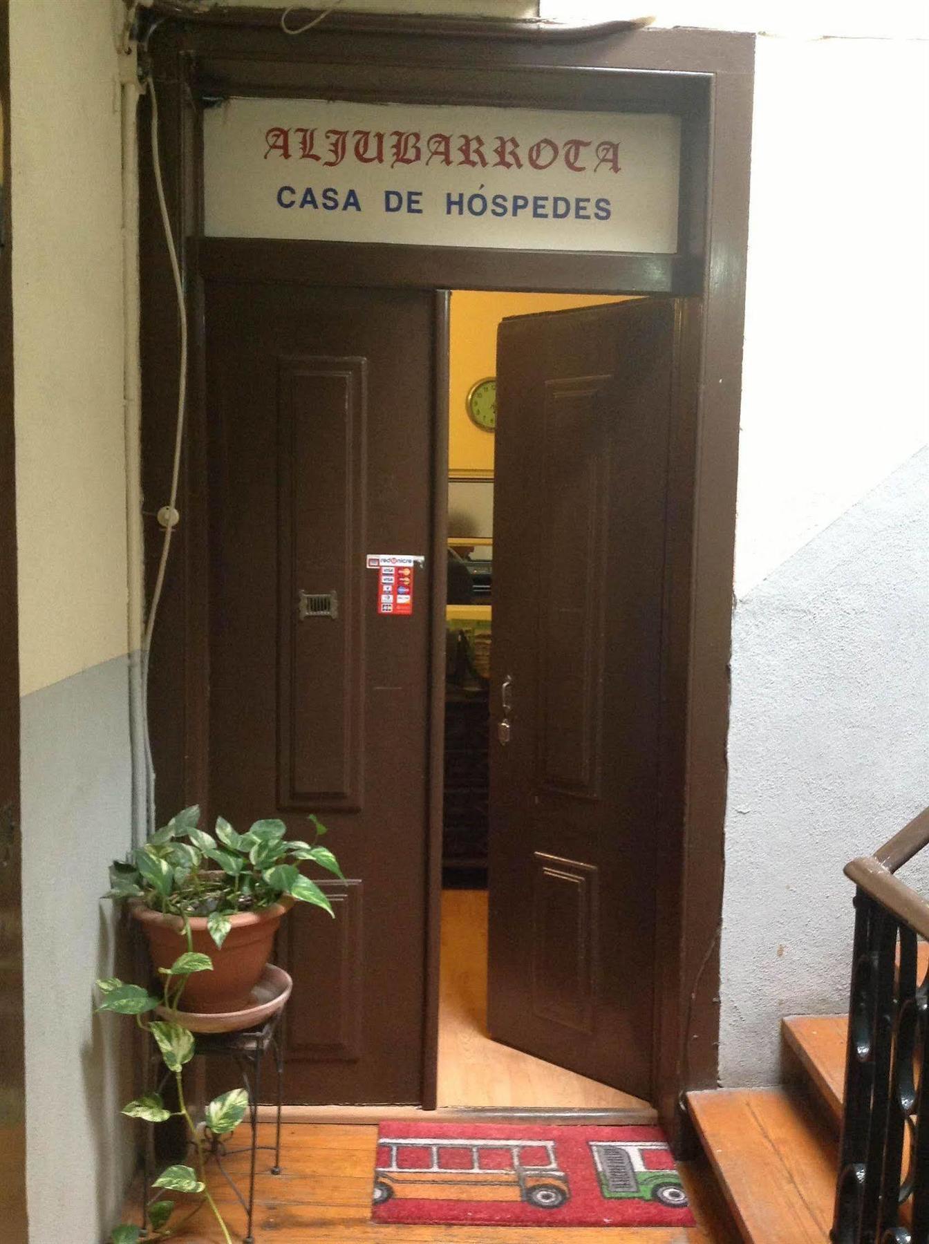 New Aljubarrota Guest House Lisboa Екстериор снимка